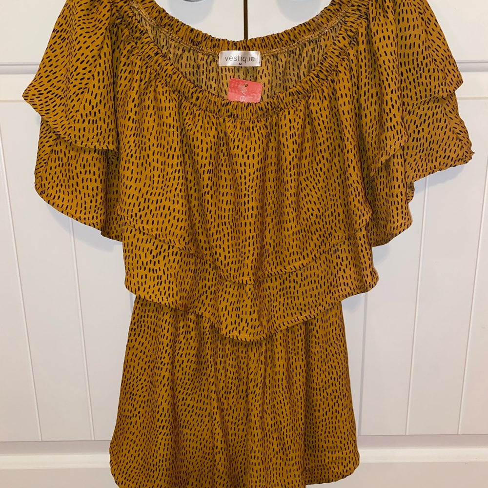 Women’s All Around the World romper from Vestique